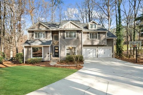 10155 Cresent Hill Ln, Roswell, GA, 30076-2476 | Card Image