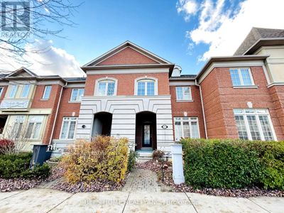 2893 Bur Oak Ave, Townhouse with 3 bedrooms, 3 bathrooms and 3 parking in Markham ON | Image 1