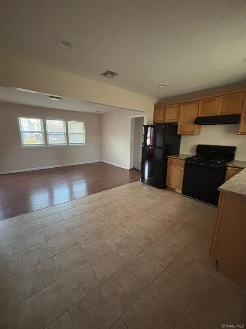 202 Clark St, Brentwood, NY, 11717-3302 | Card Image