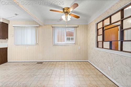 8131 Banner St, Taylor, MI, 48180-2164 | Card Image