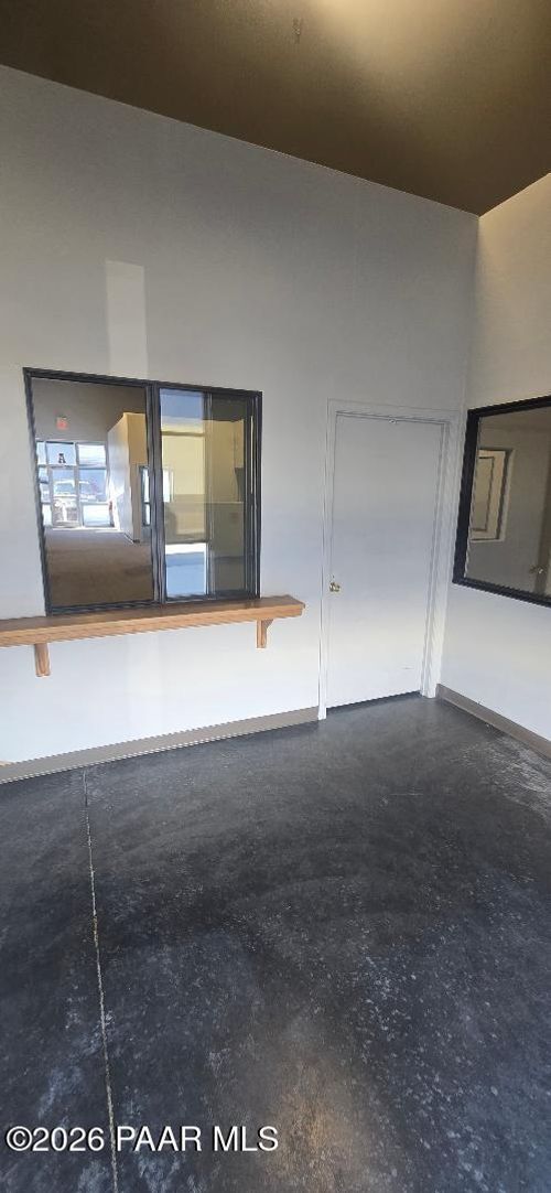 6719 E 2nd St, Prescott Valley, AZ, 86314-2661 | Card Image