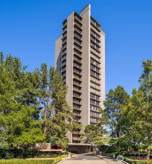 apt-1b-1620 43rd Ave E, Seattle, WA, 98112-3266 | Card Image