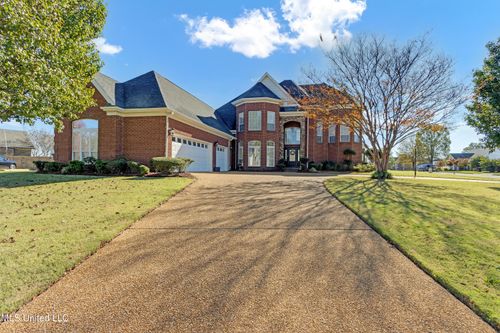 6550 Shenandoah Ln, Olive Branch, MS, 38654-3406 | Card Image