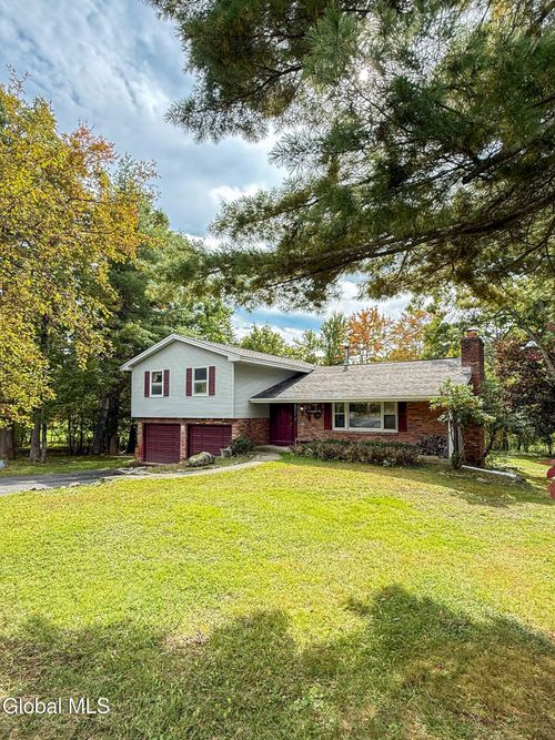 183 N Nassau Road, Nassau, NY, 12018 | Card Image