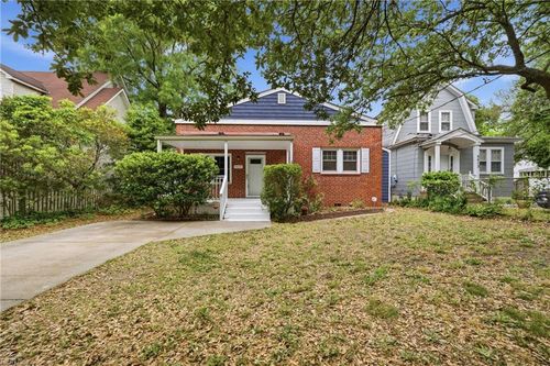 9609 8th Bay St, Norfolk, VA, 23518-1207 | Card Image