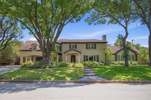 1301 Thomas Pl, Fort Worth, TX, 76107-2471 | Card Image