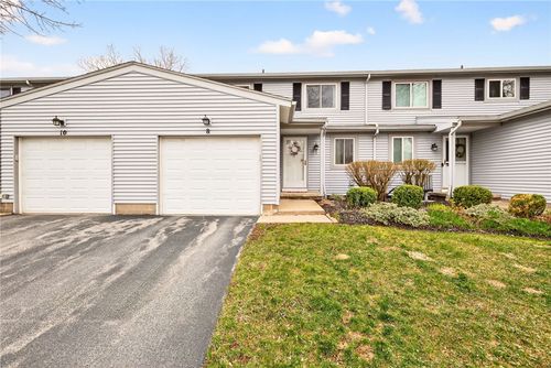 8 Arbor Ct, Fairport, NY, 14450-1602 | Card Image