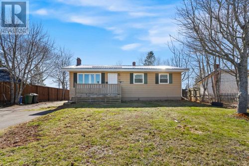 184 Southdale Ave, Charlottetown, PE, C1A6Z7 | Card Image