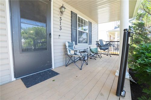 313 Ne Coldwater Creek Dr, Grain Valley, MO, 64029-9129 | Card Image