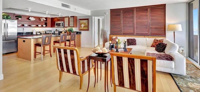 APT-1-905 - 4200 N Ocean Dr, Condo with 2 bedrooms, 2 bathrooms and null parking in Riviera Beach FL | Image 11