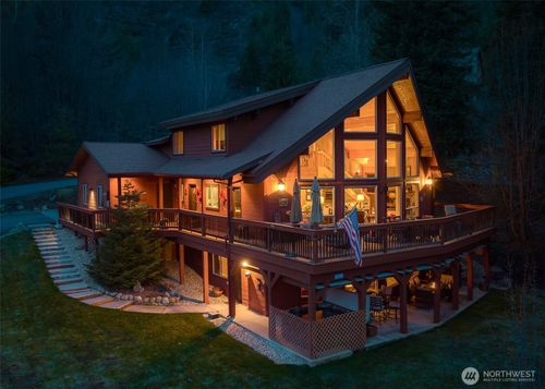 20701 Pelton Place, Leavenworth, WA, 98826 | Card Image