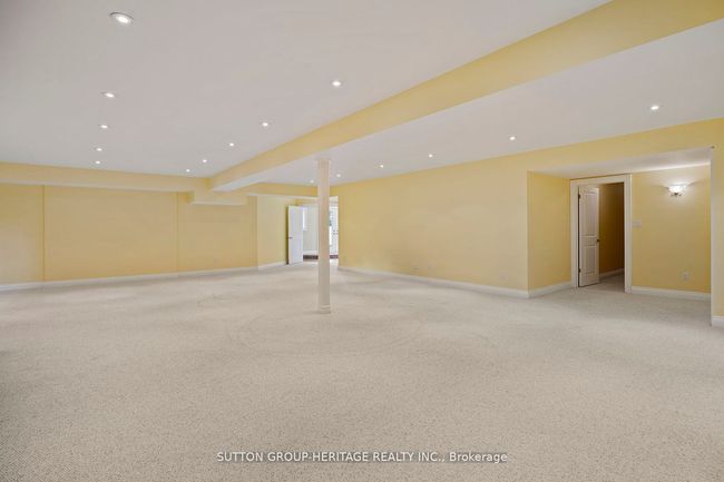 2100 Taunton Rd, House other with 6 bedrooms, 6 bathrooms and 25 parking in Hampton ON | Image 24