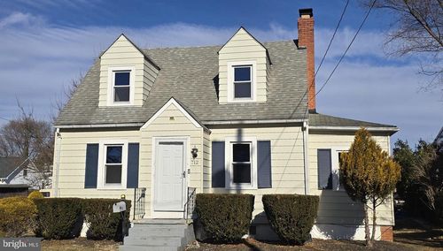 712 Frederick Ave, WINCHESTER, VA, 22601-5606 | Card Image