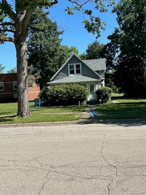 320 W Chippewa St, Dwight, IL, 60420-1206 | Card Image