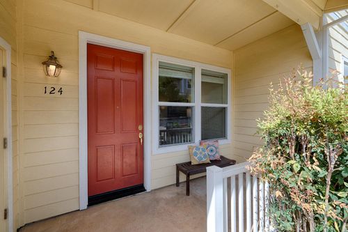 124 Ironhorse Pl, Grass Valley, CA, 95945-7713 | Card Image