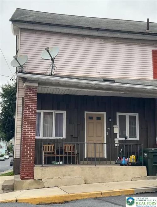 2nd-205 Penn St, BATH, PA, 18014-1508 | Card Image