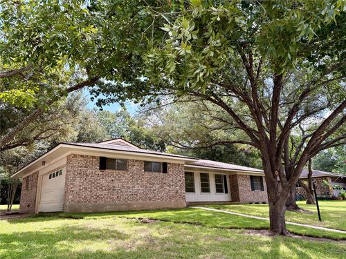1801 Beazley St, Brenham, TX, 77833-5314 | Card Image