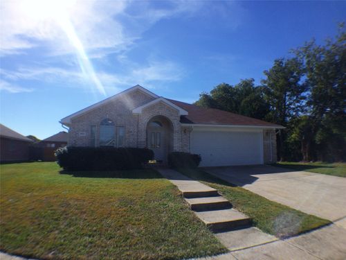 1006 Godwin Ave, Glenn Heights, TX, 75154-8672 | Card Image