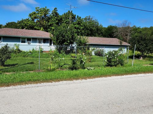 335 S State Line Rd, Beaverville, IL, 60912-6016 | Card Image