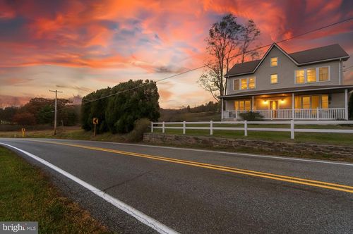 1772 Mahoning Dr W, LEHIGHTON, PA, 18235-9501 | Card Image