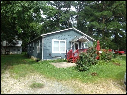 8194 Congo Rd, Benton, AR, 72019-8663 | Card Image