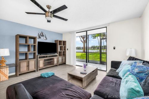 108-5220 Las Verdes Cir, Delray Beach, FL, 33484-8071 | Card Image