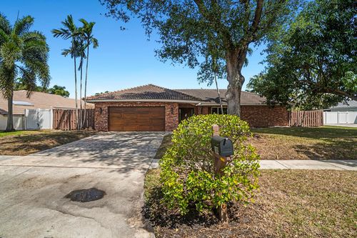 100 Sw 15th Ct, Boca Raton, FL, 33486-4477 | Card Image