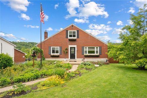 1904 E National Pike, Scenery Hill, PA, 15360-1021 | Card Image