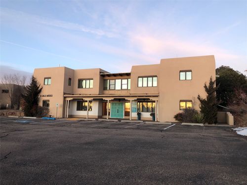 ste-3-11 Calle Medico, Santa Fe, NM, 87505-4705 | Card Image