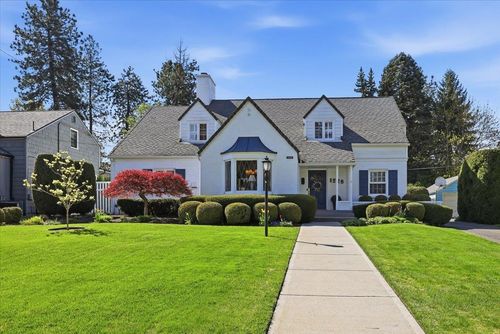 1228 E Overbluff Rd, Spokane, WA, 99203 | Card Image