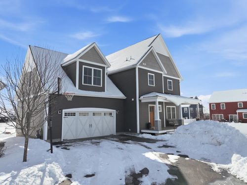 35 Fall St, South Burlington, VT, 05403-7660 | Card Image