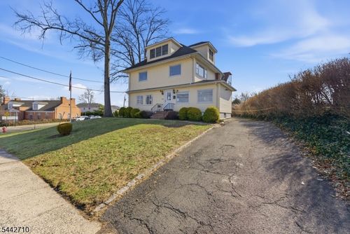 1307 Stuyvesant Ave, Union, NJ, 07083-3823 | Card Image