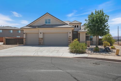 936 N Brighter Way, Washington, UT, 84780-2988 | Card Image