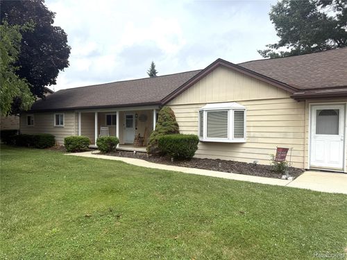 25830 Matilda Ave, Flat Rock, MI, 48134-1002 | Card Image