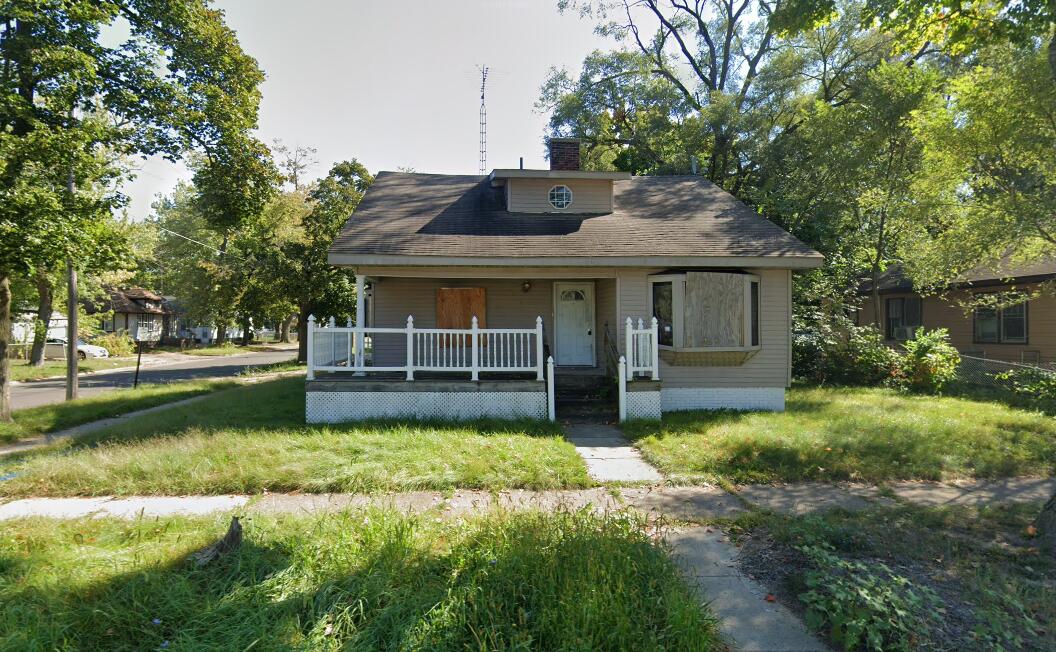Lavette Ave, Benton Harbor, MI 49022