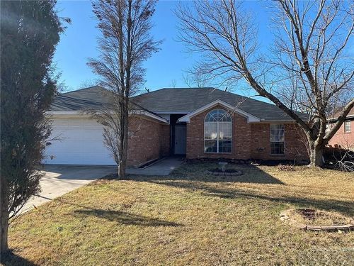 1510 Zinfandel Dr, Harker Heights, TX, 76548-8105 | Card Image