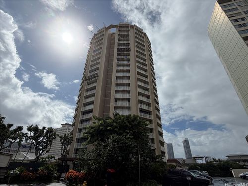605-750 Amana St, Honolulu, HI, 96814-5006 | Card Image