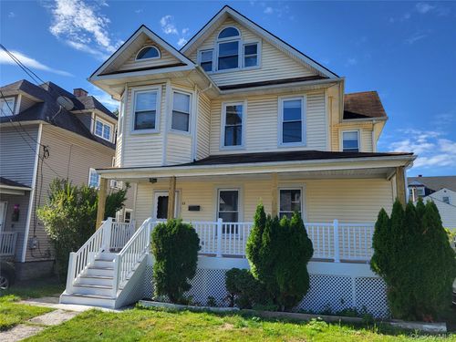 23 Albert St, Middletown, NY, 10940-3936 | Card Image