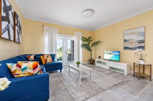 apt-102-7661 Heritage Crossing Way, REUNION, FL, 34747-3153 | Card Image