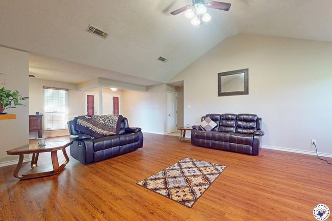 115 Barkman Creek Trace Rd, House other with 3 bedrooms, 2 bathrooms and null parking in Hooks TX | Image 9
