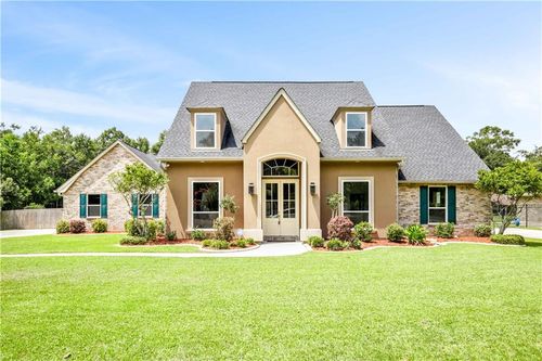 196 Chantilly Loop, Pearl River, LA, 70452-6325 | Card Image