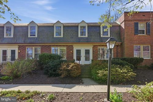 apt-572-1501 S Edgewood St, ARLINGTON, VA, 22204-4956 | Card Image