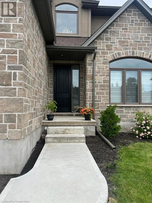 47 Burton St, Innerkip, ON, N0J1M0 | Card Image