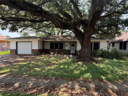 2004 Florida St, Baytown, TX, 77520-6314 | Card Image