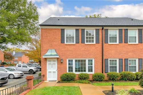 320 Hanover Arms Ct, Winston Salem, NC, 27104-4100 | Card Image