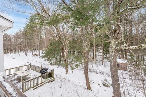 378 Chester Rd, Auburn, NH, 03032-3512 | Card Image
