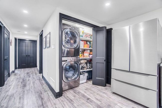 82 Shea Cres, House other with 6 bedrooms, 2 bathrooms and 8 parking in Kitchener ON | Image 38