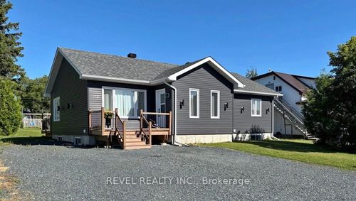 172 Thirteenth Ave, Cochrane, ON, P0L1C0 | Card Image