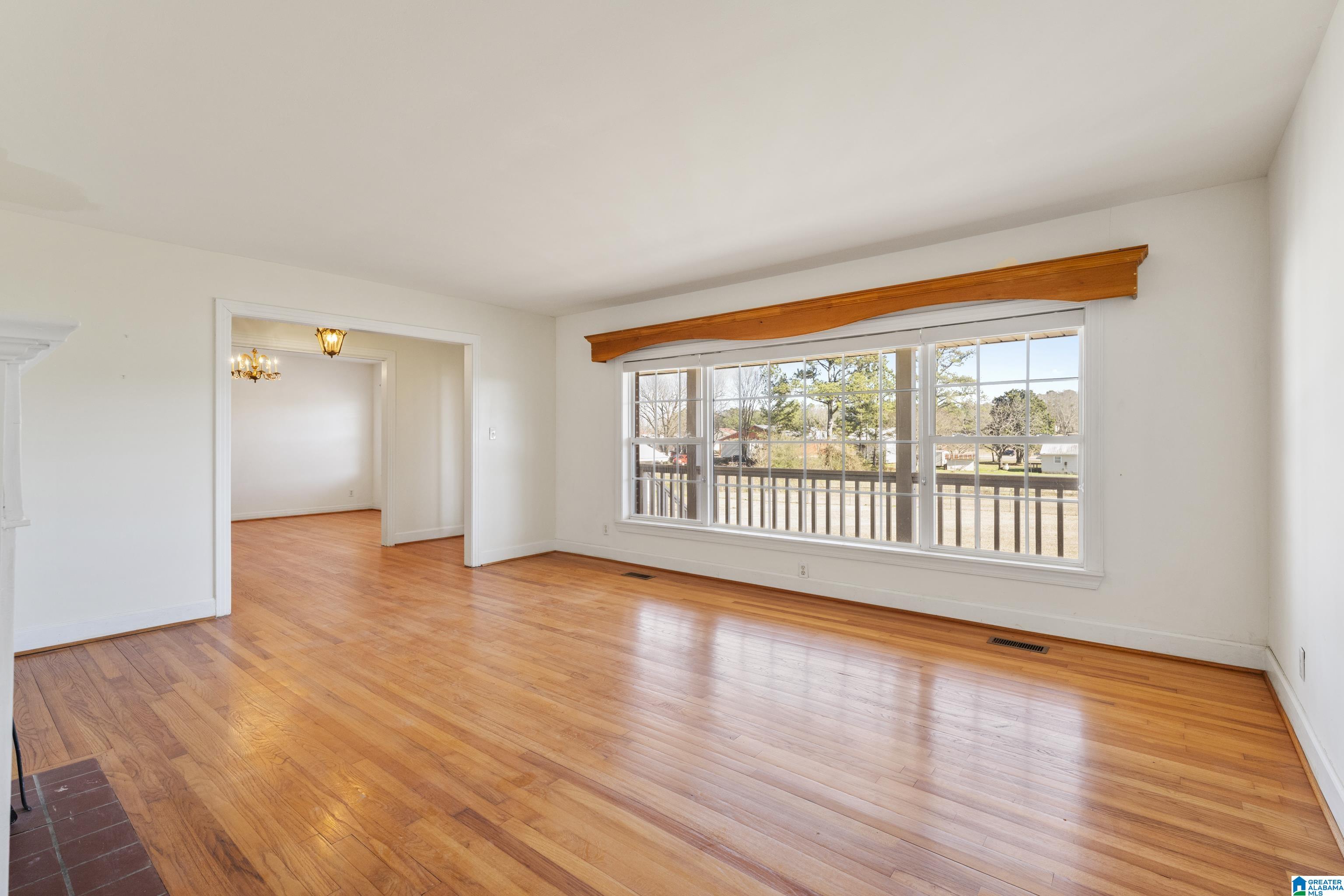 Residential in TALLADEGA 3