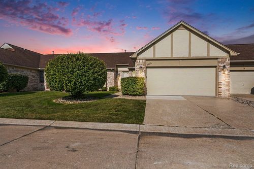 42619 Cedar Ridge Dr, Clinton Township, MI, 48038-1622 | Card Image